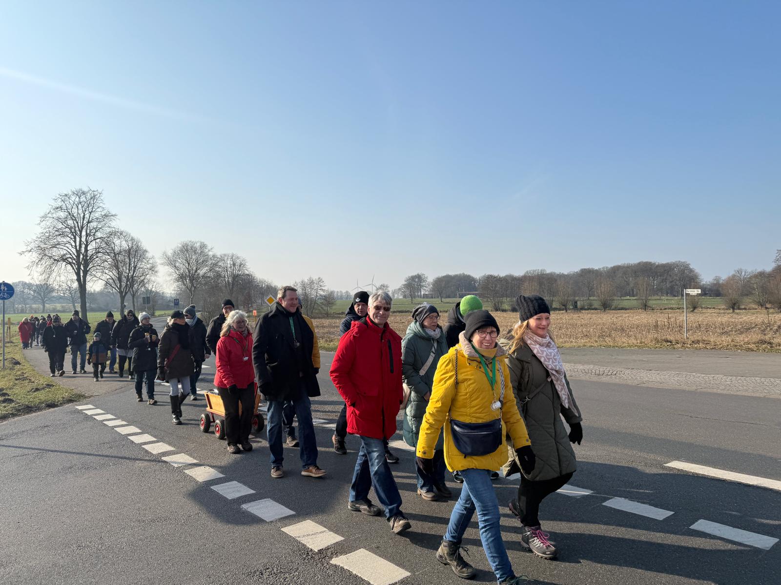 Wandergruppe an der Moorstraße